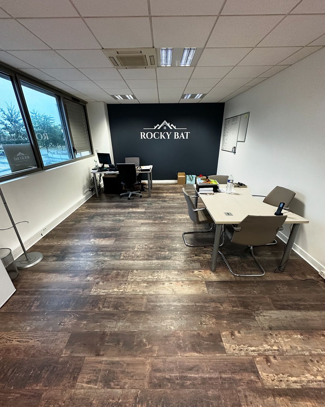 bureau (1)