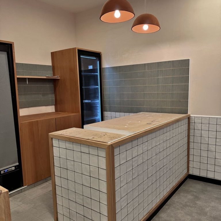 Restaurant après rénovation, Comptoir