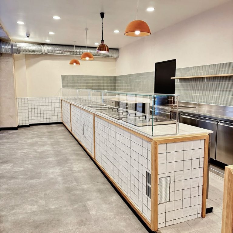 Restaurant après rénovation, Comptoir